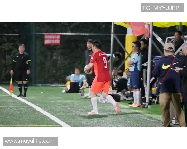 这些图中的足球明星展现了他们的风采与激情让我们一起领略他们的精彩瞬间